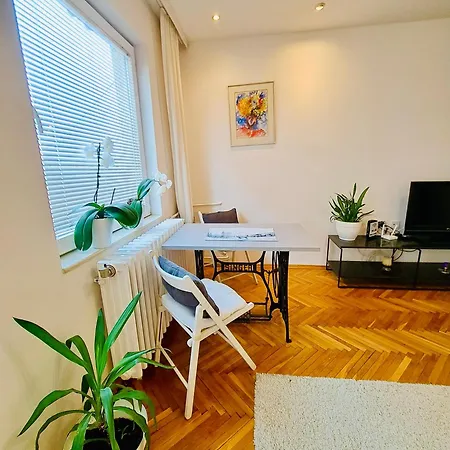 Uma- Urban Mini Скопье