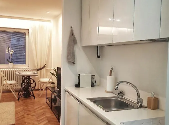 Uma- Urban Mini Apartmán